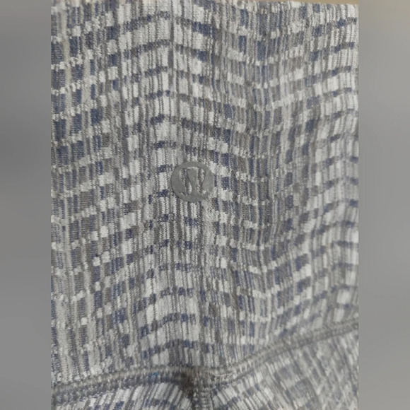 Lululemon Wunder Under High-Rise Luon Arrow Jacquard Silver Gray- White Euc - Picture 6 of 8